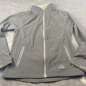 L.L. Bean
Medium petite